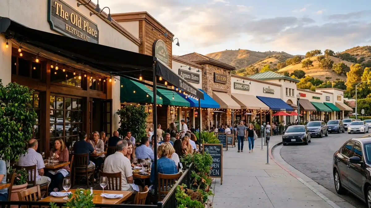 Restaurant district in Agoura Hills, California with nearby public restroom facilities