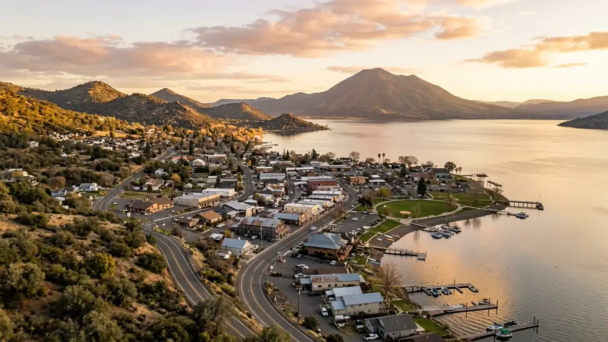 Public restroom locations mapped in Clearlake, California — 8 facilities across zip codes 95422