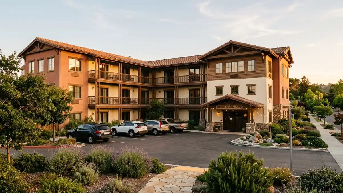 Hotels and accommodation options near mapped restrooms in Hollister, California
