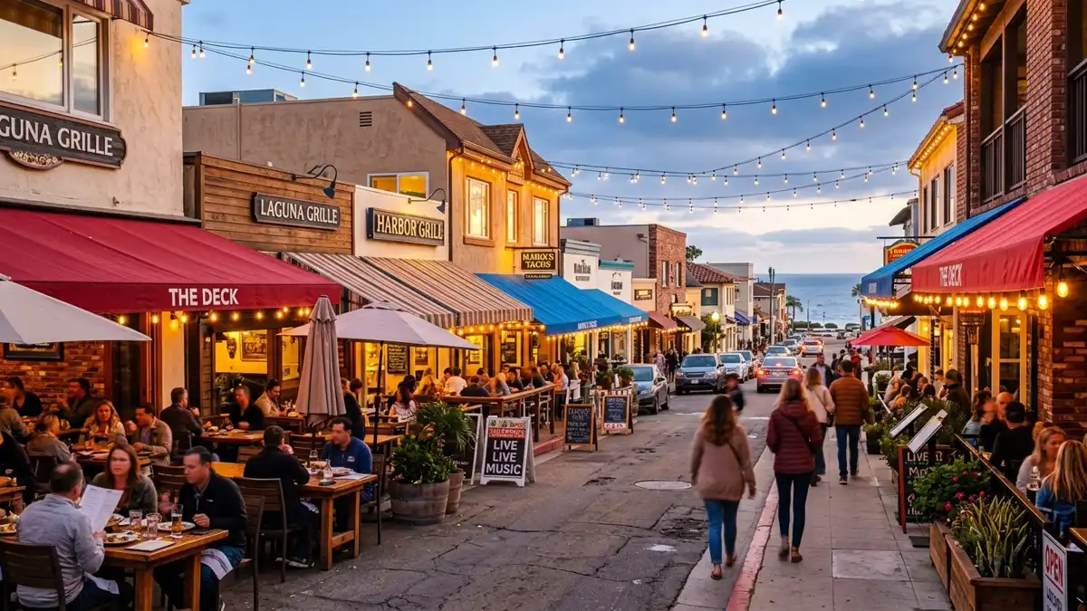 Restaurant district in Laguna Beach, California with nearby public restroom facilities