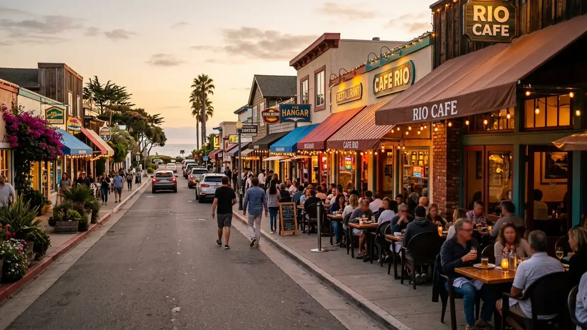 Restaurant district in Rio Del Mar, California with nearby public restroom facilities
