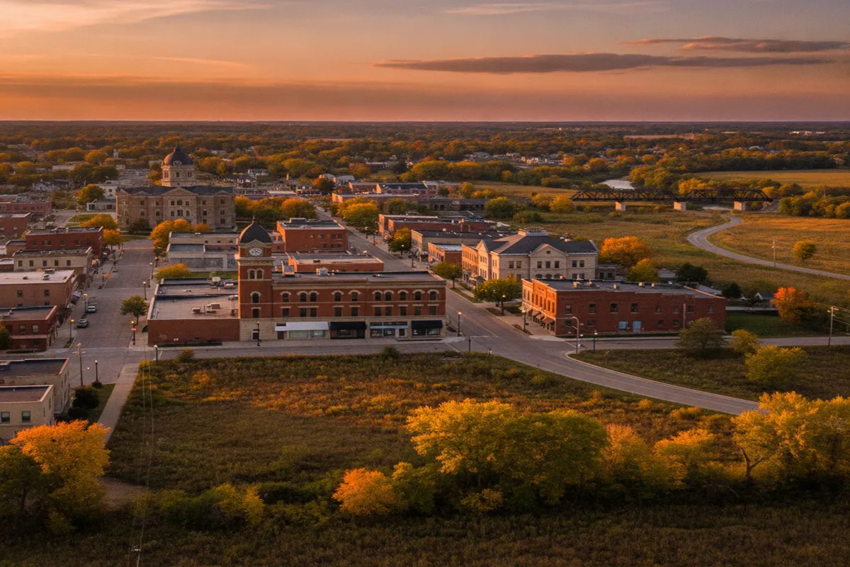 Public restroom locations mapped in Harvard, Illinois — 5 facilities across zip codes 60033