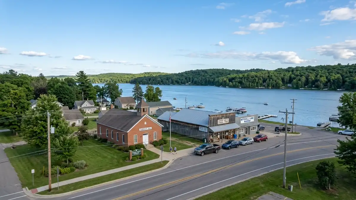 Public restroom locations mapped in Cherry Grove Township, Michigan — 1 facilities across zip codes 49601