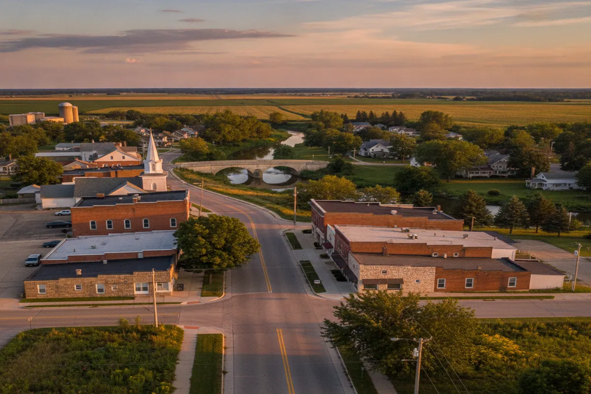 Public restroom locations mapped in Elmore, Ohio — 4 facilities across zip codes 43416